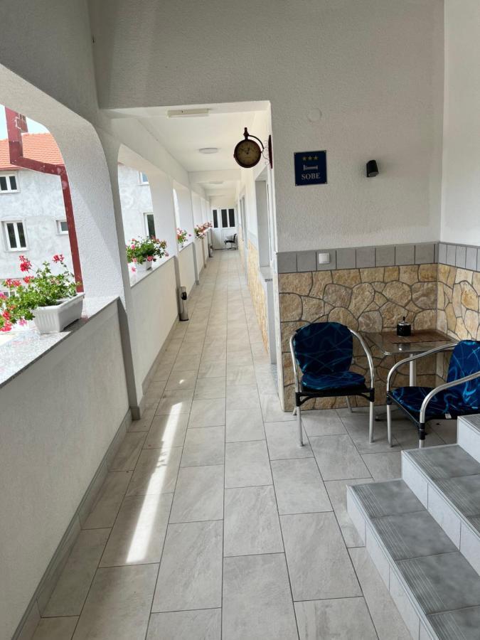 Mountain View Rooms Zadvarje Ngoại thất bức ảnh